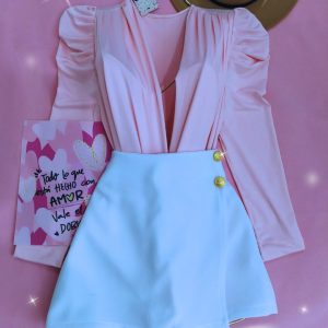 Conjunto de bodysuit y falda short